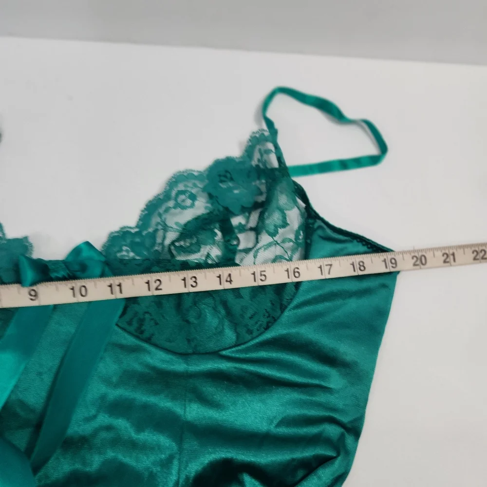 Vintage Teal Slip and Sheer Robe Set - Picture 13 of 15